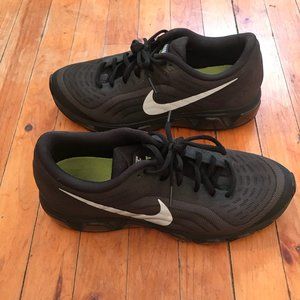 Women’s Nike Air Max Tailwind 6 (Size 10.5).